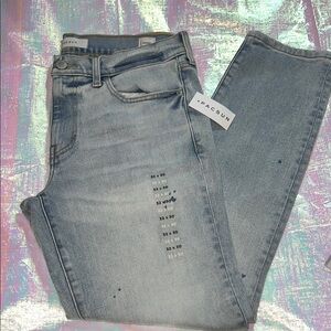 PacSun NWT Size 32x30 Jeans 156.